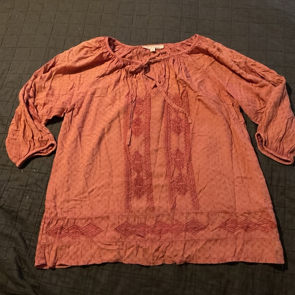 Solitaire Tops - Solitaire embroidered peasant blouse Medium‎